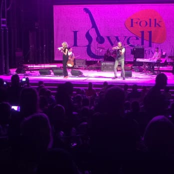 Lowell Folk Festival - Night time show Irish fiddlers - Festivals Near Me Lowell Folk Festival - Night time show Irish fiddlers - Festivals Near Me
