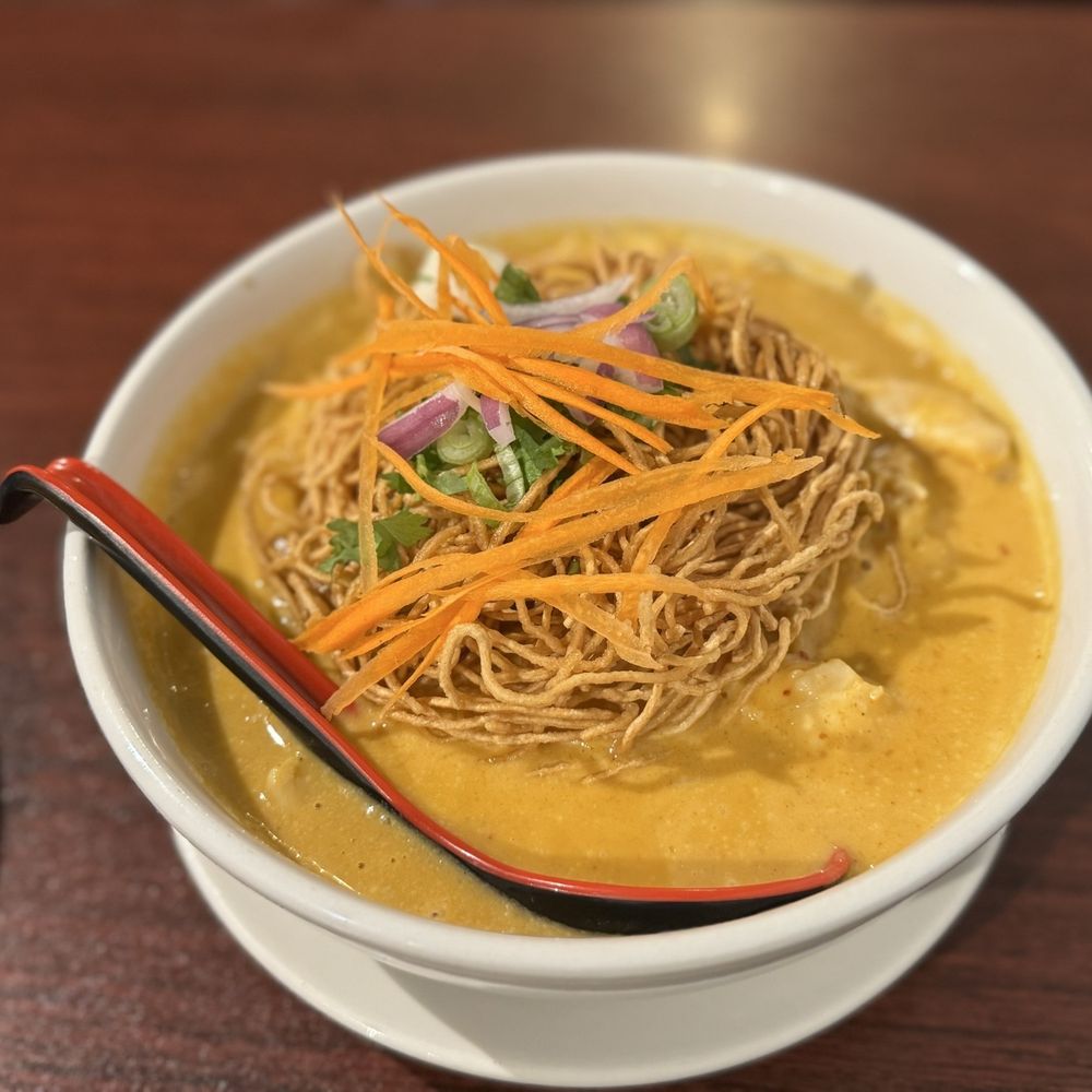 Flying Tiger Thai Restaurant - Yellow Curry - Thai Near Me - Castle Hills, Texas Flying Tiger Thai Restaurant - Yellow Curry - Thai Near Me - Castle Hills, Texas