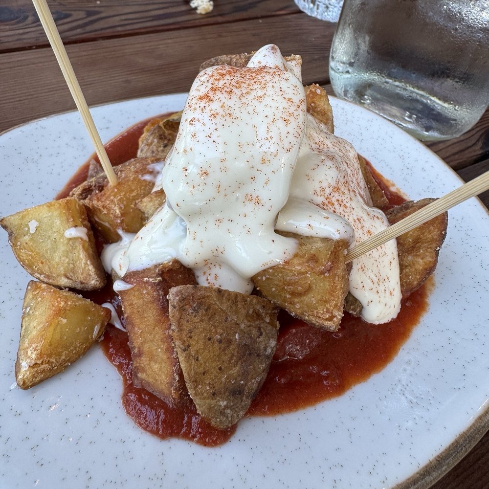 Patatas bravas