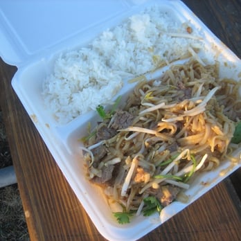 Rice Paddy - Pad Thai (w/ beef) - the house specialty. All this for $6. Better leave a tip. - Thai Near Me - Marquette, Michigan Rice Paddy - Pad Thai (w/ beef) - the house specialty. All this for $6. Better leave a tip. - Thai Near Me - Marquette, Michigan