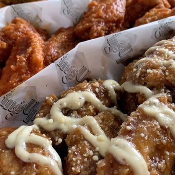 WingsUp! - Garlic parmesan, garlic barbeque and dry Cajun. - Chicken Wings Near Me - Mississauga, Ontario