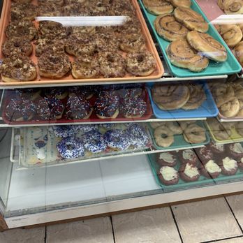 Gibson's Donuts - And even more donuts. - Donuts Near Me - Memphis, Tennessee