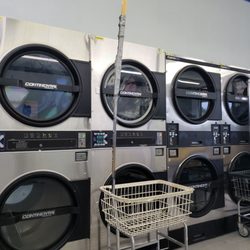 Happy Laundry - Have a load to do before heading to the Wyndham Cup.
