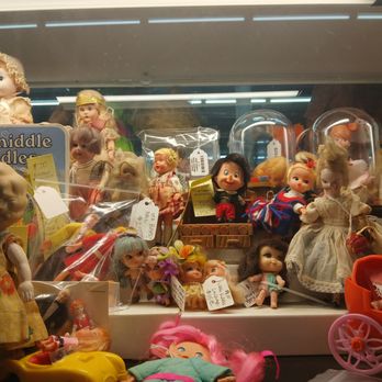 Long Beach Antiques - Antiques Near Me - Long Beach, California