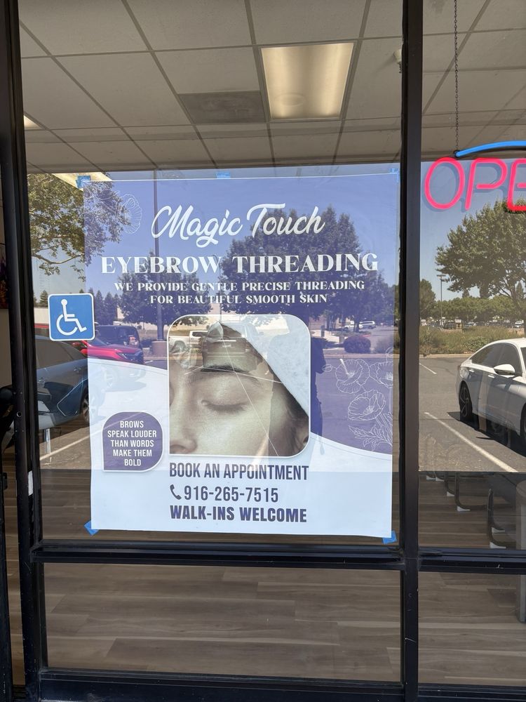 Magic Touch Eyebrow Threading Logo