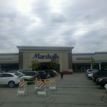 Marshalls - Department Stores Near Me - Rockford, Illinois