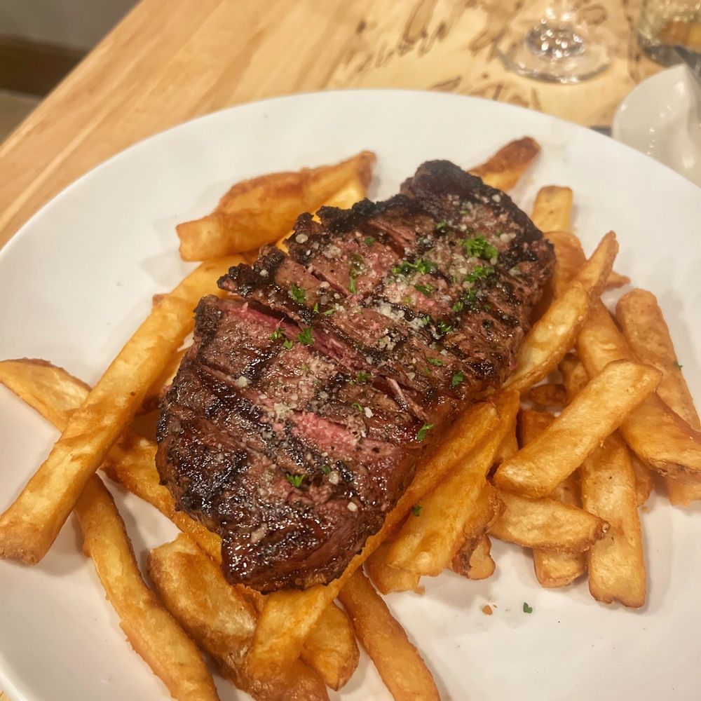 Upland Brewing Co. Bloomington Brewpub - New York Strip Frites - Brewpubs Near Me - Bloomington, Indiana Upland Brewing Co. Bloomington Brewpub - New York Strip Frites - Brewpubs Near Me - Bloomington, Indiana