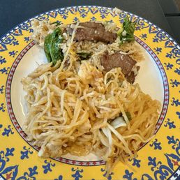 Pad Thai and beef fried rice to-go Pad Thai and beef fried rice to-go