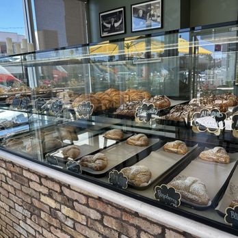 Cafe Bonaparte - Redondo Beach - Cafes Near Me - Redondo Beach, California Cafe Bonaparte - Redondo Beach - Cafes Near Me - Redondo Beach, California
