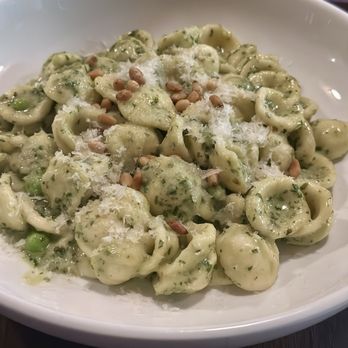 Bella Maci - Pesto pasta with fresh peas - Italian Near Me - Folsom, California