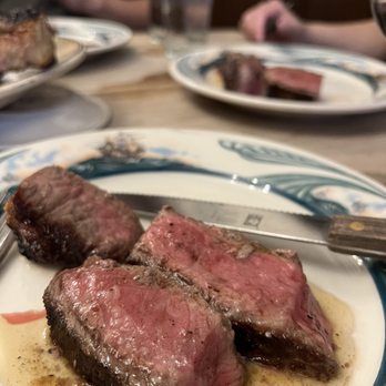 Peter Luger - Steakhouses Near Me - Brooklyn, New York