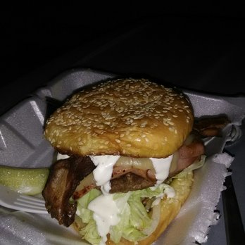 Lulu's Eating & Drinking Establishment - American Near Me - Redding, California