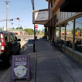 K & M Wines - Right on main street - Wine Bars Near Me - Carlton, Oregon K & M Wines - Right on main street - Wine Bars Near Me - Carlton, Oregon