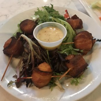 Public Kitchen - Scallops wrapped in bacon appetizer. Very tasty. - Gastropubs Near Me - Wakefield, Massachusetts