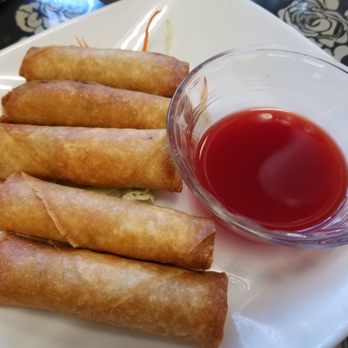 Dew Drop Inn - Vegetable spring rolls - Chinese Near Me - Honolulu, Hawaii Dew Drop Inn - Vegetable spring rolls - Chinese Near Me - Honolulu, Hawaii