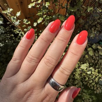 IV Beauty Lounge - Summer RED nails by Annie - Nail Salons Near Me - Isla Vista, California IV Beauty Lounge - Summer RED nails by Annie - Nail Salons Near Me - Isla Vista, California