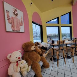 Croffle Craze Cafe - Interior