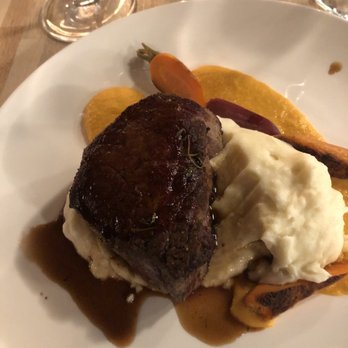 Midlothian Chef's Kitchen - Beef Tenderloin slow cooked in butter - New American Near Me - Richmond, Virginia