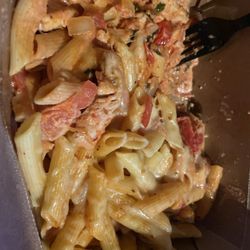 Ooh, Pasta! - I ate 1/4 of the Blushing Penne ala Vodka pasta and was full. Has fresh cherry tomatoes in it along with chicken! Yum