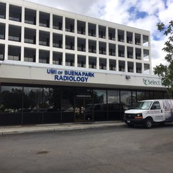 United Medical Imaging Healthcare - Entrance on east side of Center Park Plaza building