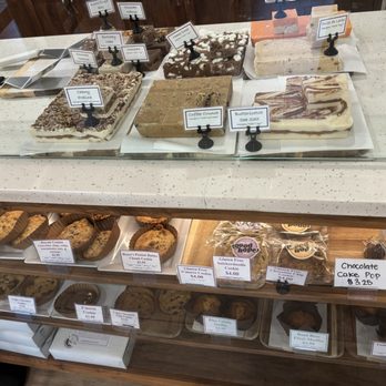 Bumbleberry Bakery - Baked goods - Ice Cream & Frozen Yogurt Near Me - Springdale, Utah Bumbleberry Bakery - Baked goods - Ice Cream & Frozen Yogurt Near Me - Springdale, Utah