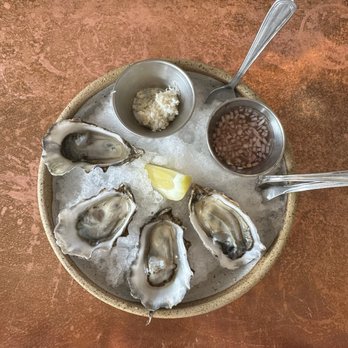 Finistere - Fresh oysters - IG @bougiefoodieboi - New American Near Me - Port Townsend, Washington Finistere - Fresh oysters - IG @bougiefoodieboi - New American Near Me - Port Townsend, Washington