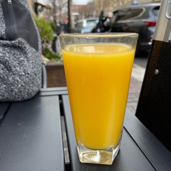 Rosine's Restaurant - American Near Me - Monterey, California