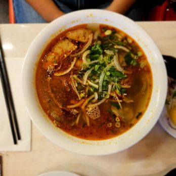 Silver Chopsticks - Hue Spicy Beef Noodle Soup - Vietnamese Near Me - Toronto, Ontario