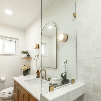 Olive Homes - New shower bench flows seamlessly into new niche. - General Contractors Near Me Olive Homes - New shower bench flows seamlessly into new niche. - General Contractors Near Me
