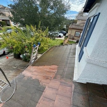 Conejo Power Wash - Mid-cleaning - Pressure Washers Near Me Conejo Power Wash - Mid-cleaning - Pressure Washers Near Me
