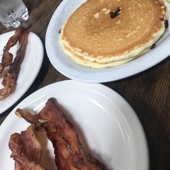 Millie's Pancake Haus - Chocolate chip pancakes and bacon - Breakfast & Brunch Near Me - Tucson, Arizona Millie's Pancake Haus - Chocolate chip pancakes and bacon - Breakfast & Brunch Near Me - Tucson, Arizona