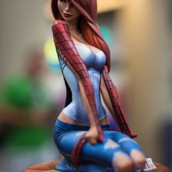Twisted Comics & Collectibles