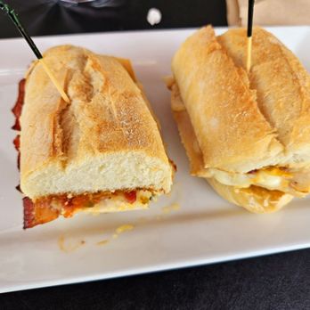 Armetta's Gelato & Caffè - Jammin Chicken - Desserts Near Me - Apollo Beach, Florida Armetta's Gelato & Caffè - Jammin Chicken - Desserts Near Me - Apollo Beach, Florida