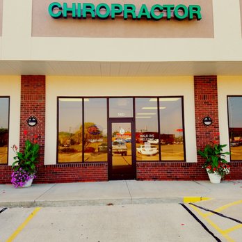 Level Spine Chiropractic - Level Spine Chiropractic store front. Located right next to DQ in Sergeant Bluff, IA. - Chiropractors Near Me - Sergeant Bluff, Iowa Level Spine Chiropractic - Level Spine Chiropractic store front. Located right next to DQ in Sergeant Bluff, IA. - Chiropractors Near Me - Sergeant Bluff, Iowa