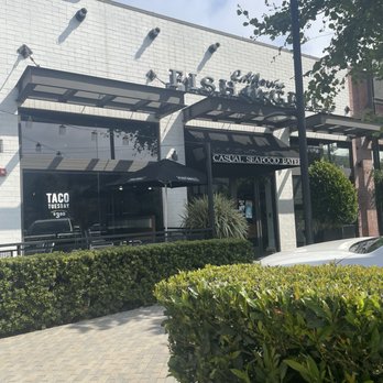 California Fish Grill - Entryway - Seafood Near Me - El Segundo, California