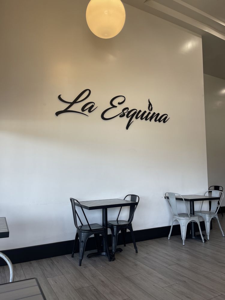 La Esquina Mexican Grill