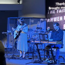 Harbor Church - Worship time.