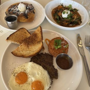 Paperboy South - Classic Breakfast, Cheddar Hash Brown, Blueberry Pancake, Texas Hash - Breakfast & Brunch Near Me - Austin, Texas