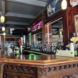 Luna Restaurant - Bar!