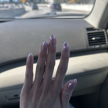 Daisy Nail & Spa - Chrome pink - Nail Salons Near Me - Anaheim, California