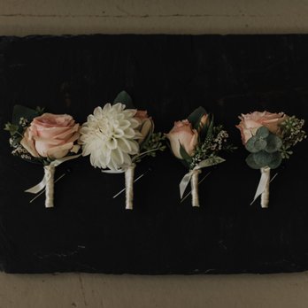Dellables - Floral Designers Near Me - Kula, Hawaii