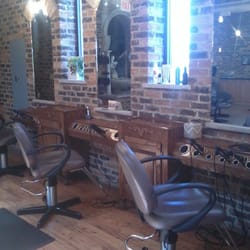 CK Salons - Seasoned and talented stylists stay up to date on all the latest color and style trends.