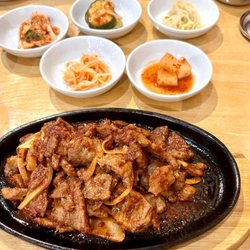 Kim's Korean Restaurant - Spicy Pork Bulgogi with rice and banchan
