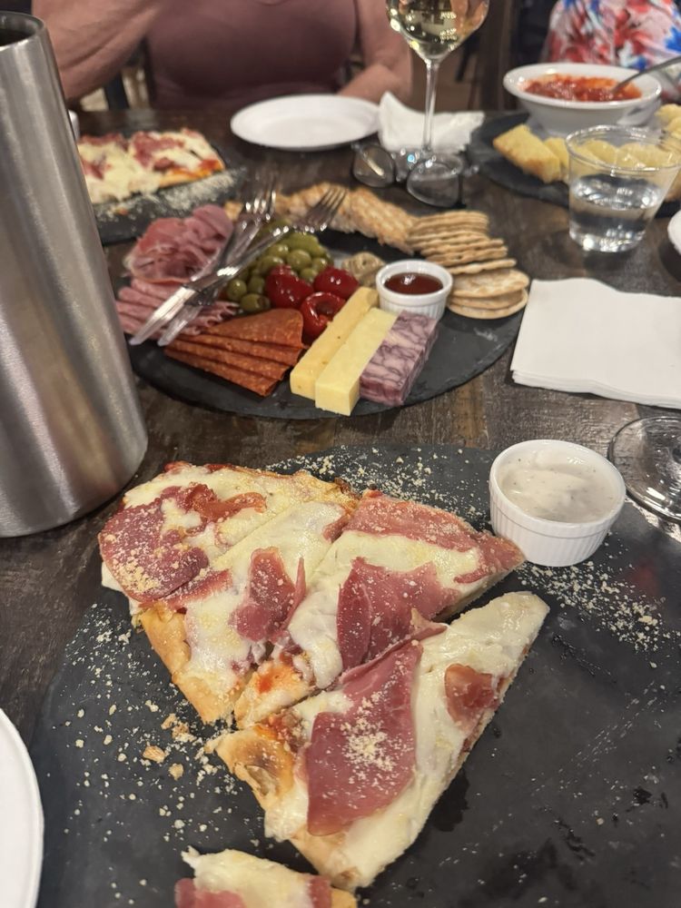 Landon Winery - vineyard in Grapevine, TX