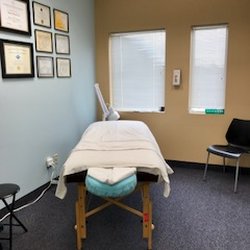 Back in Shape Chiropractic - Massage-Acupuncture