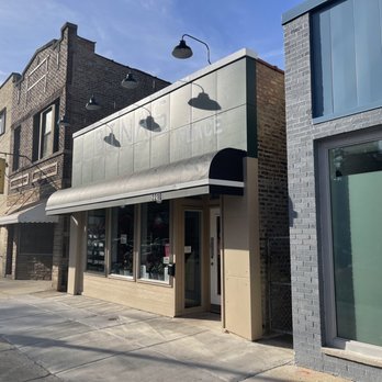 Bina’s Place - Front entrance - Mediterranean Near Me - Chicago, Illinois