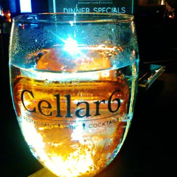 Forgotten Tonic - Nice Lighting ... love the candles, etc. - Wine Bars Near Me - Saint Augustine, Florida