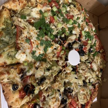 Antelope Pizza House - Half Veggie Delight And half Veggie Pesto Pizza - Pizza Near Me - Antelope, California Antelope Pizza House - Half Veggie Delight And half Veggie Pesto Pizza - Pizza Near Me - Antelope, California