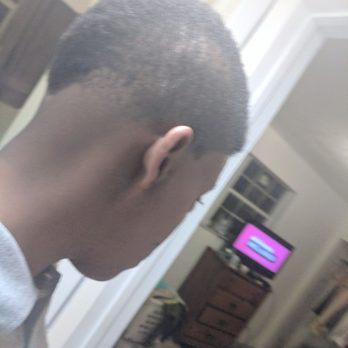 Loko Kuts - My super fresh fade from Loko kutz (taken the day of) - Barbers Near Me - Miami, Florida
