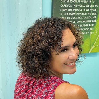 Bellisimo Salon - Curly hair cut - Hair Salons Near Me - Fort Myers, Florida